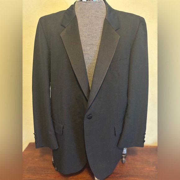 Vintage Men's Black Men's Tuxedo